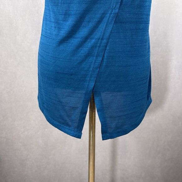LevelWear Verve Women's Golf Tank/ Sleeveless Top Blue Size L - Picture 2 of 7